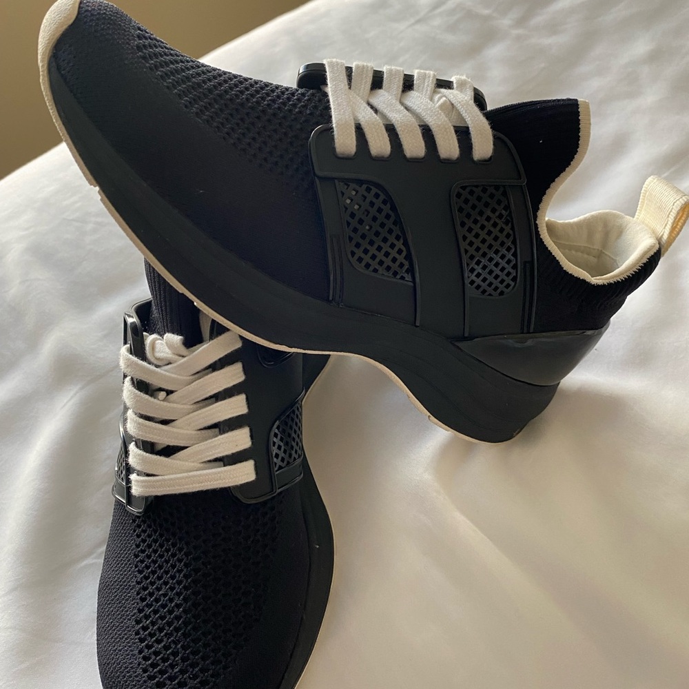 Tory Burch, sneakers size 6 1/2